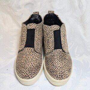 Universal Thread Women's Shoes Lilian Slip on Sneaker Leopard Print Size 7